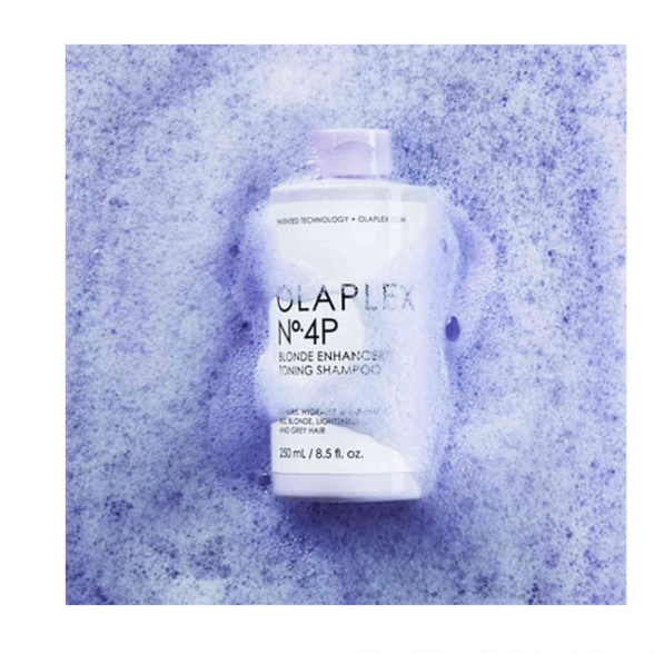 OLAPLEX No.4P Blonde Enhancer Toning Shampoo 1